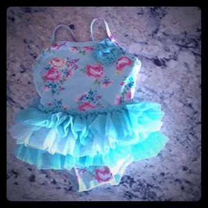 One piece bathing suit